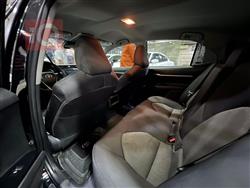 تۆیۆتا کامری